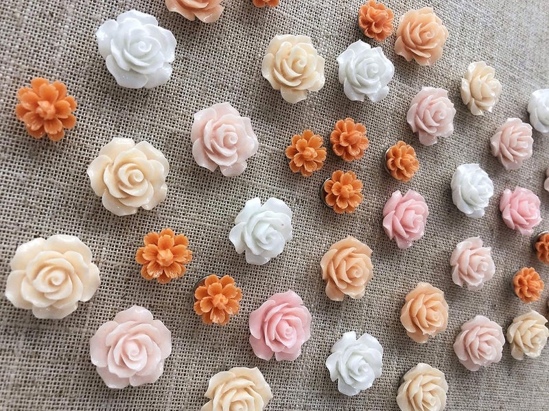 Temoyj Push Pins 24 Pcs,Decorative ThumbTacks for CorkBoard,Feature Wall, Office Organization or Home - Image 3